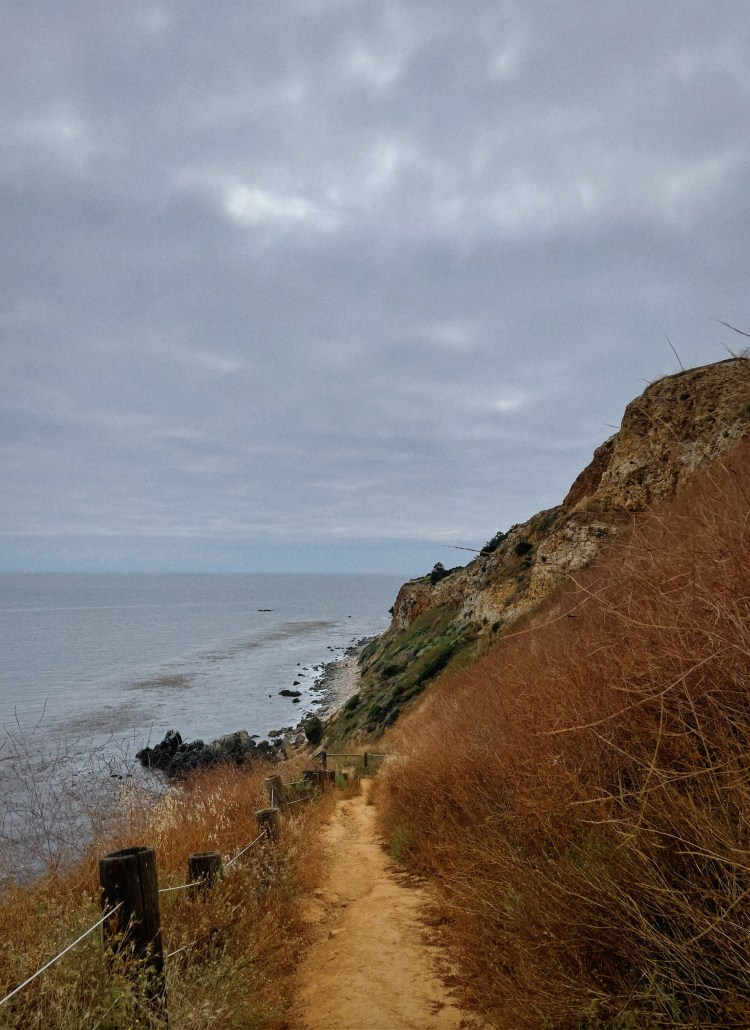 cliff in los angeles palos verdes beautiful hike mountains meets ocean